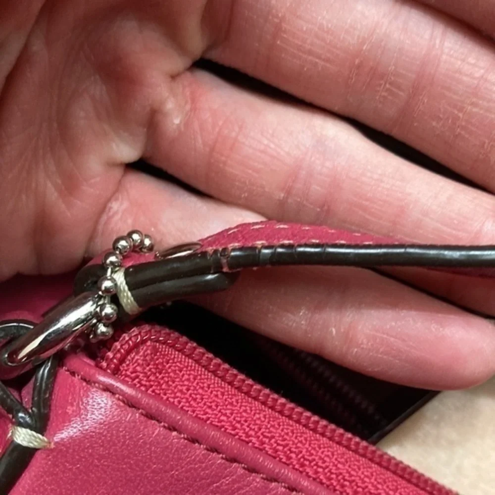 Coach vintage y2k pink leather soho wristlet mini bag